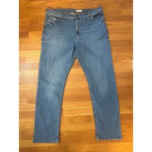 Wrangler Jeans Men 40x32 Blue Denim Cotton Slim Straight